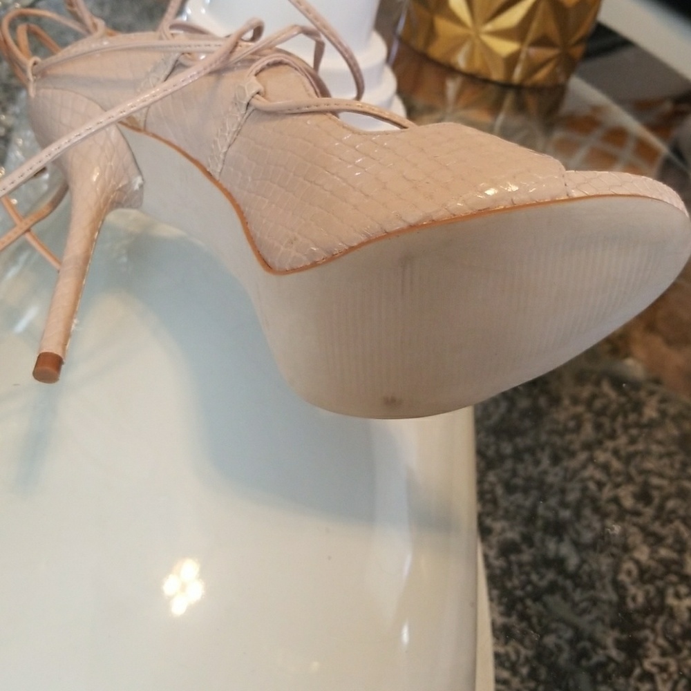 Shoes - Picture 2 of 3